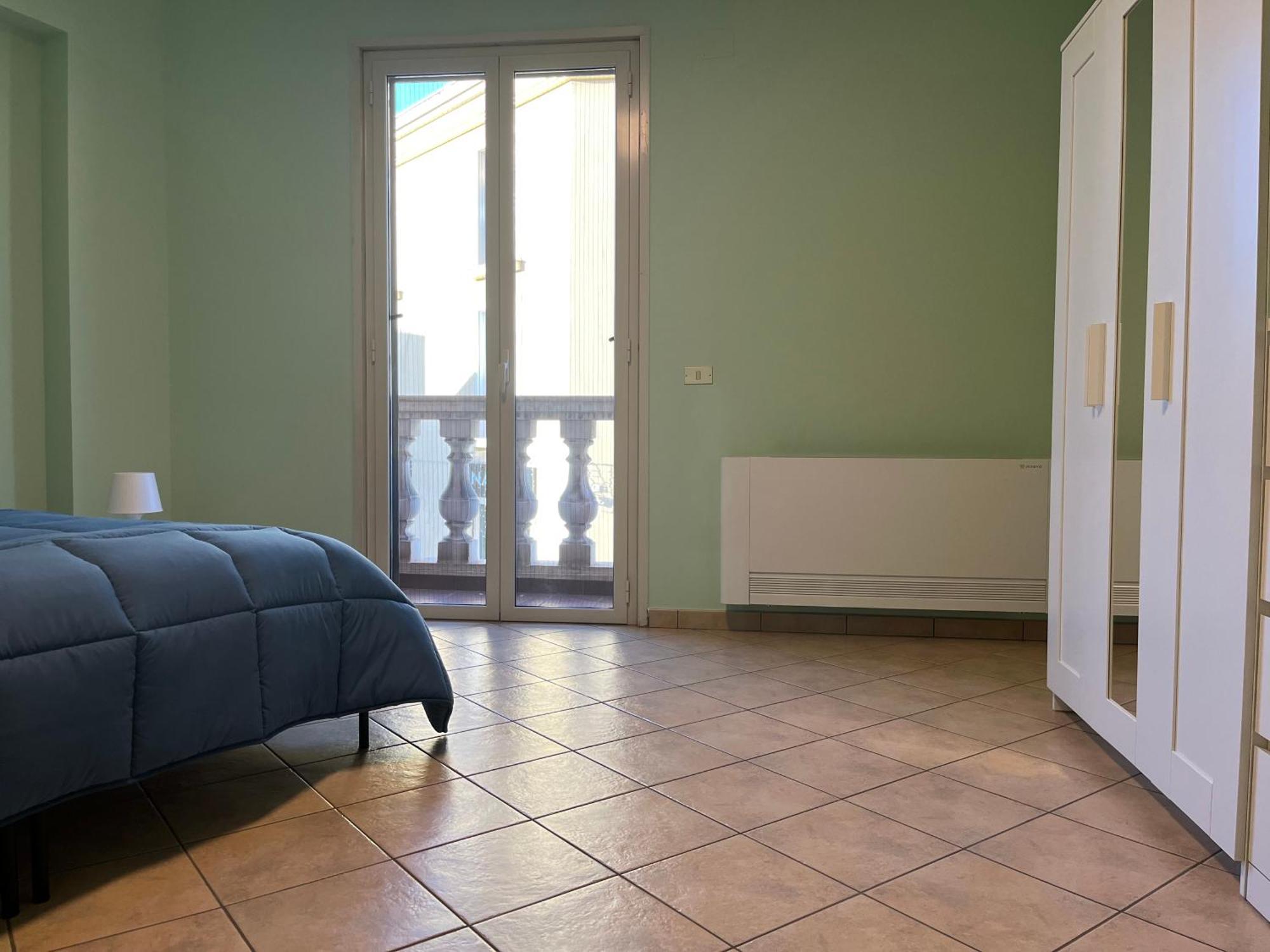 Casa Vacanza Donna Laura Barcellona-Pozzo di Gotto Exterior photo
